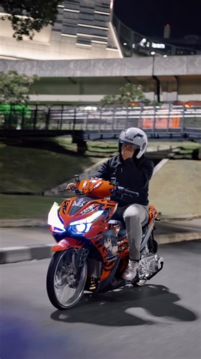 YODI on Instagram: "Terlalu mengejar dunia 🥺💀 Papa lagi galau euy"