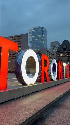 Would You Stay at This Luxury Hotel in Toronto? 🏨🇨🇦