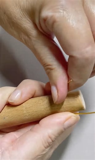 DIY ring tutorial shape a beautiful ring from 11 CM wire