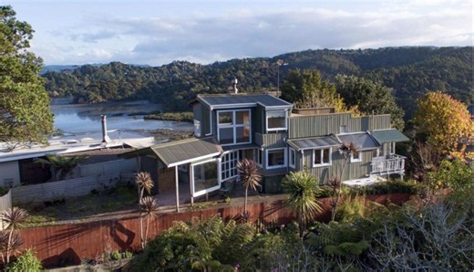 741 South Titirangi Road, Titirangi, Waitakere City, Auckland