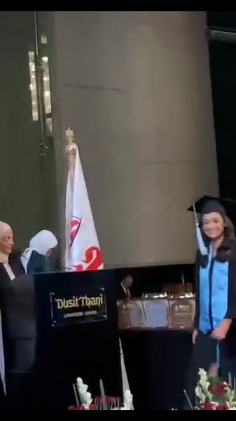 ‏Classic graduation video☺️👩‍🎓 #fypシ #miu