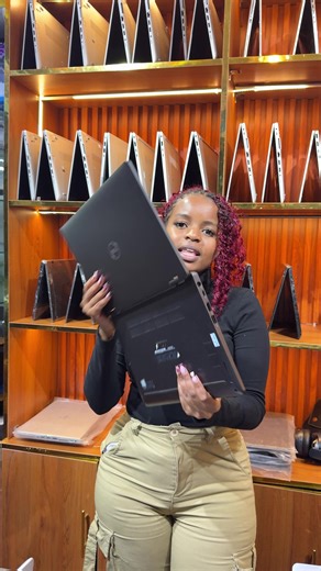DELL LATITUDE 5300✅ CORE i7✨ 8TH GEN✨ 8GB RAM✨ 256GB SSD✨ TOUCHSCREEN ✨ x360✨ BACKLIGHT KEYBOARD ✨ ksh 30,000✅ #risetechdigitalsolutions