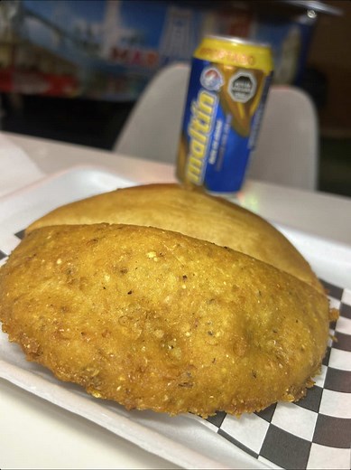 Aquí siempre complácemos al cliente 🤣🤣🤣 #empanadasvenezolanas #antofagasta #venezolanosenelmundo #venezolanosenantofagasta