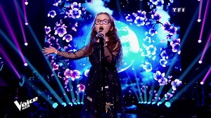 EXCLU – Emma bouleverse tout le plateau avec sa reprise de Céline Dion "My Heart Will Go On"