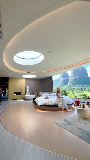 Exploring Nature through a Curtain in Guilin