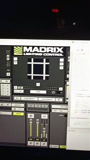 Criação de efeitos no MADRIX 5.0 através de script #madrix #light #pixelmapping