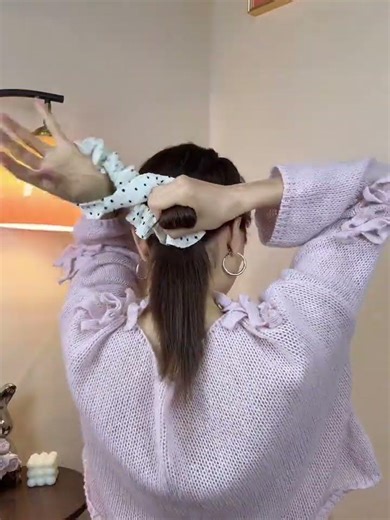 大肠发圈扎发教程日常发型大肠发圈扎发技巧