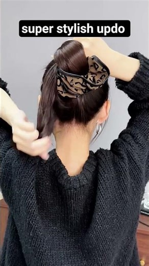 A super stylish updo tutorial that makes you look energetic and vibrant.