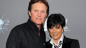 Kris Jenner makes it official: She's divorcing Bruce
