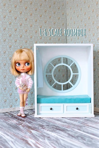 1:6 Scale Dollhouse Roombox – Miniature Window Seat Furniture - Etsy