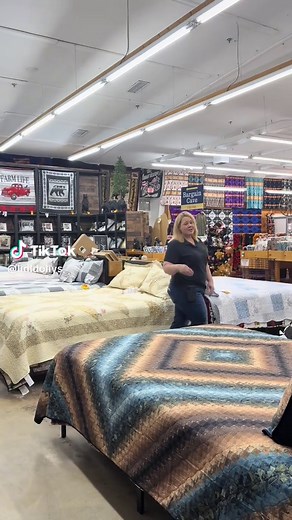 Hilarious Trust Fall Fails with Lid’l Dolly’s