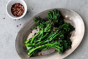 This Recipe Brings Out the Flavors of the Broccolini
