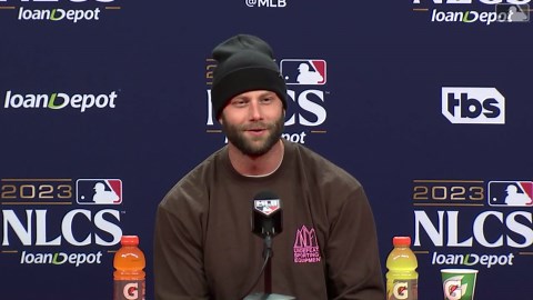 Christian Walker on NLCS Game 1