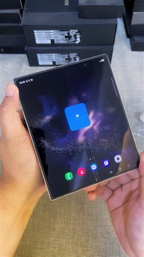 Samsung’s newest Galaxy Fold arrives showcasing stunning design, powerhouse performance, and futuristic folding innovation that elevates every moment. #samsungfold #galaxyfold #foldphone #techreview #smartphonetech #androidpower #futuretech #innovation #newlaunch #techlover | Quantum Techy