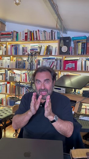 Je voulais partager avec vous ce super moment de mon concert au CosmoJazz. J'étais accompagné par la talentueuse chanteuse arménienne Arpi Alto, ainsi que par Gilles Coquard, Rostom Khachikian et Mosin Khan Kawa. Merci au public, qui était exceptionnel. J'espère que ça vous plaira. C’était un magnifique concert dans le plus beau lieu du monde 🤩 | André Manoukian