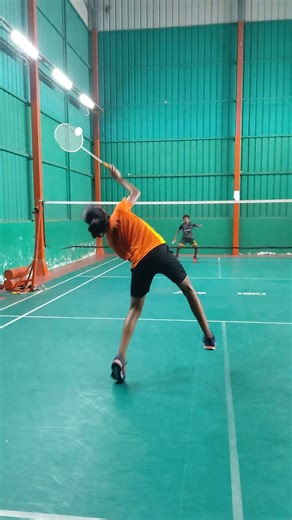 Jiya s fast push has Adith scampering! #shorts #new #badminton #trendingshorts #gameplay #training