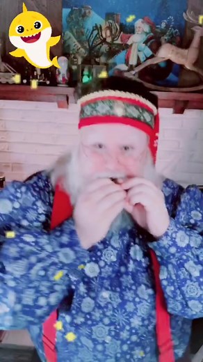 Mrs. Claus says I need to work on my dance moves! Do you like to dance? #santa #foryourpage #fyp #dance #wholesome #christmas #babyshark 🎅🏻♥️🍪❄️🎄