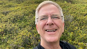 The best hike of my life! Earlier this fall, I broke my pandemic “travel fast” by hiking the fabled Tour du Mont Blanc around Europe’s highest mountain with three friends. It was my first time back in Europe since 2019 — and I can’t wait to tell you all about it. We booked a hiking tour with Macs Adventure: 10 miles a day for six days, hiking from mountain lodge to mountain lodge, for $300 a day — with hotels, dinners, baggage shuttle service, and a helpful app with trail advice included. A big 