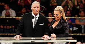 Bret Hart Attacked During WWE Hall of Fame Induction Speech