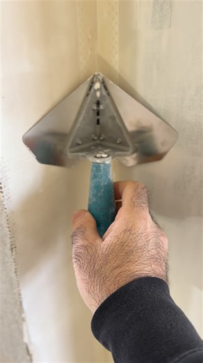 Джамбулат Арсамирзаев | Прораб on Instagram: "Результат использования качественных инструментов Американская углоформирующая лента tuff-tape"