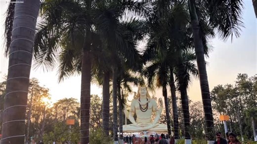 Priyanshu Rathour on Instagram: "No complaints, no demands — my trust is in Mahadev ❤️"