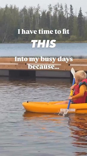 Don’t ask me how i get it all done and then tell me you dont use SOMETHING to make a plan for your day/week/month 😆😆 . Can i shamelessly plug my Homemade Life planner? Print your own from the PDF or get it done at @four.pillars.printing or your local printer! . Our whole family uses this planner as command center and running list for direction in our day/week and we would flounder without it!! . Comment PLANNER and I’ll send you the link 😎 | Venison for Dinner