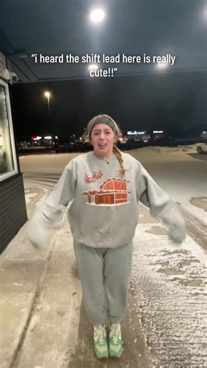 Queen Jesse is the cutest 👑 #7brew #7brewcrownpoint #brewpoint #shiftlead #cute