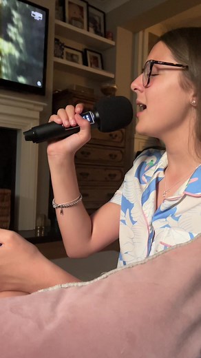 Obsessed with this @skyenewman__ song 🎵 Family Matters ❤️ #skyenewman #fyp #singing #songs #favsinger #favsong #covers #youngsinger #fangirling #familymatters💖 #newsong #tik_tok #fypppppppppppppp