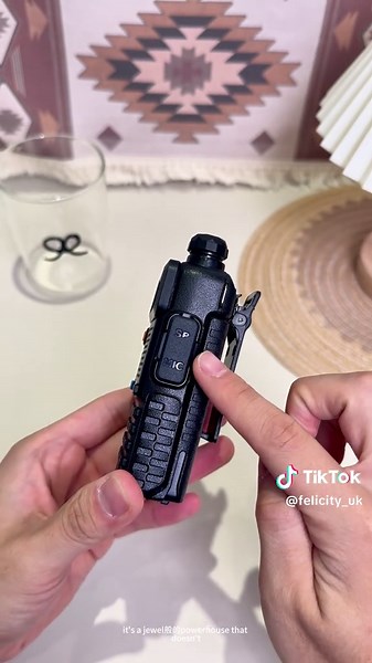 Stay Connected with the Bao Feng UV-5R in Emergencies