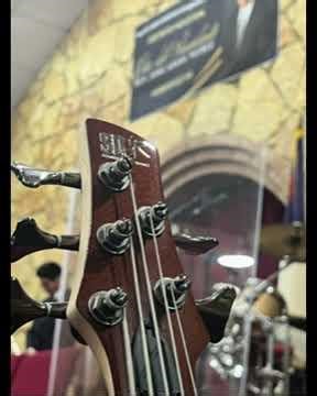 1 El Nombre Precioso