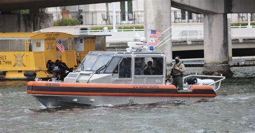 Eighteen Cuban migrants arrive in Key West, and two are hospitalized due to dehydration