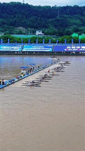 赏四龛福城 观巴河逐浪！“光雾山杯”2026年国际划联皮划艇马拉松世界杯（中国•巴中）比赛现场！#皮划艇 #水上运动 #比赛现场