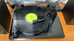Watch Fluance Vinyl Turntable Review! on Amazon Live
