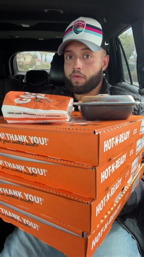 A Little CAESARS PIZZA SNACK | Little Caesars Pizza, Wings, and Crazy Bread | Little Caesars Mukbag #foodtiktok #foodreview #mukbang #littlecaesars #littlecaesarspizza
