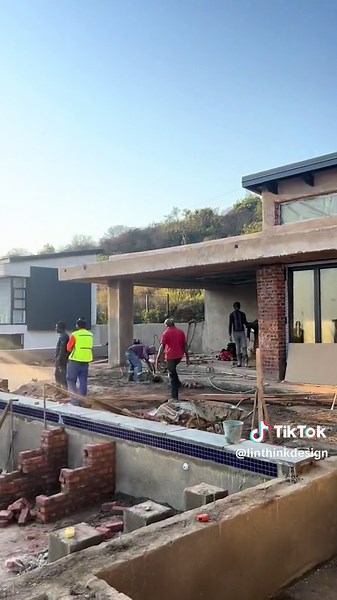 Stunning Infinity Pool Design: A Work of Art