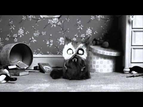 Frankenweenie: Vampire cat transformation