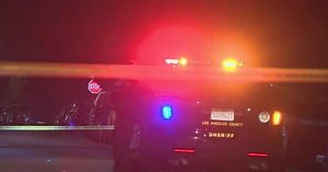 Deputy shoots suspect in Santa Clarita