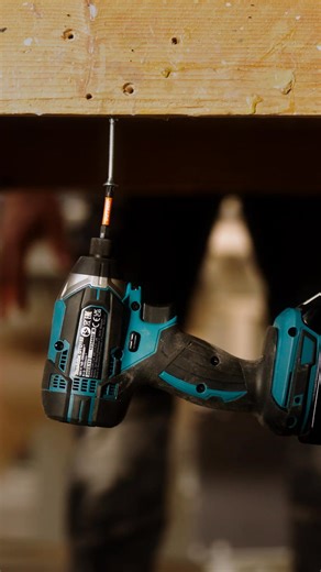 🔩 De Perfecte Bit voor Elke Schroefklus! 🔩 Moe van bits die doorslippen en je werk vertragen? Onze BUTSER bits bieden de ultieme grip dankzij de precieze pasvorm van elke bit. Geen frustraties meer, alleen soepele en stevige schroefbewegingen! 💪✨ ✅ Superieure grip door nauwkeurige pasvorm ✅ Iedere maat zijn eigen kleur voor herkenbaarheid ✅ Gehard TS2-staal voor extreme duurzaamheid ✅ Handige bithouder voor al je bits bij de hand Bestel nu 👉www.butser.nl/collections/butser-sets | Butser