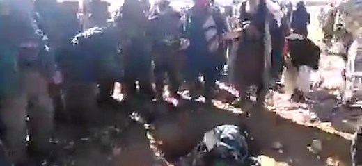 Sickening video shows woman being stoned to death (warning: distressing footage) - ProtoThema English