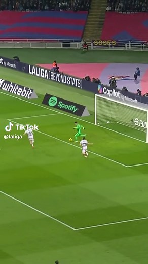 Barcelona vs Osasuna Highlights: La Liga Action