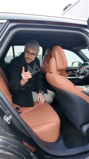 Autogefühl on Instagram: "💡Automatically forward moving seats when the rear seats are being folded! Clever tech in the Mercedes GLC, here as Mercedes GLC 450d! #mercedes #mercedesbenz #mbcar #mbcars #mercedesglc #cartech #cartechnology"