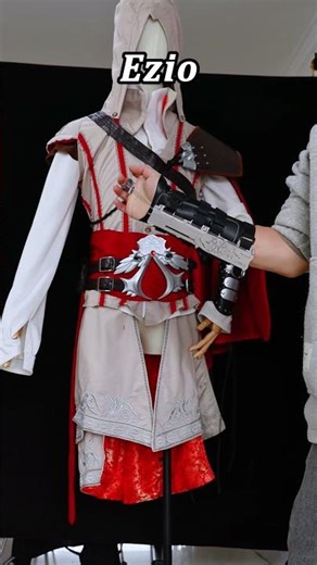 Ezio and Altair hidden blade