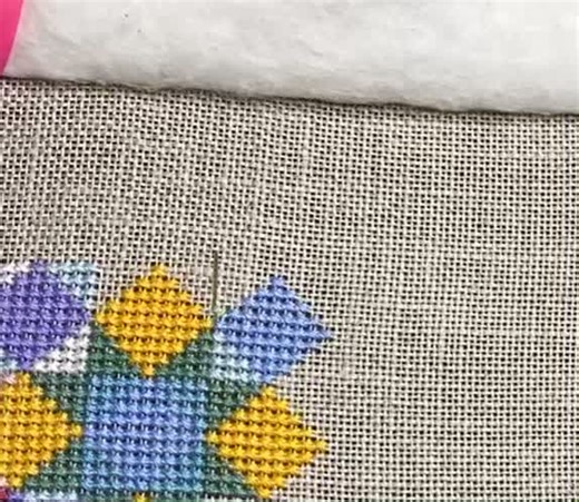 #fyp #crossstitchoftiktok #crossstitchlover #crossstitching #crossstitch #timelapse