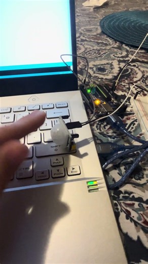 PIR Sensor Detecting Hand #arduino #arduinoproject #robot #fpv #experiment #robotics #trending