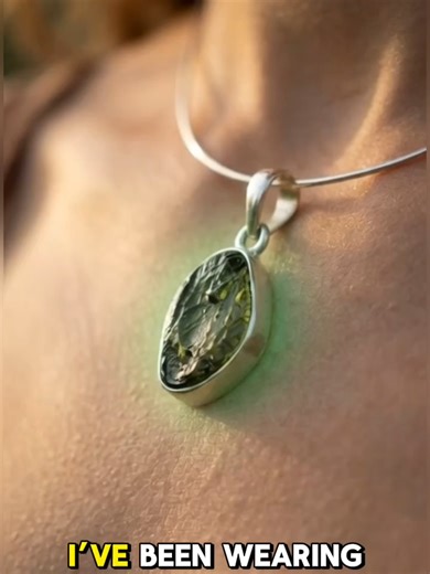 I’ve worn Moldavite for 4 years and my energy has completely shifted, clearing blocks and attracting opportunities I never expected, from ideas to new connections. Wearing it as a pendant keeps abundance, clarity, and aligned energy with me all day, naturally enhancing manifestation. See what the Moldavite pendant can do when you set your intention and carry it with you. #Moldavite #Manifestation #Abundance #LawOfAttraction #SpiritualGrowth #SecretstoGreatness