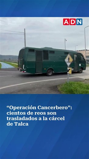 “Operación Cancerbero”: cientos de reos son trasladados a la cárcel de Talca