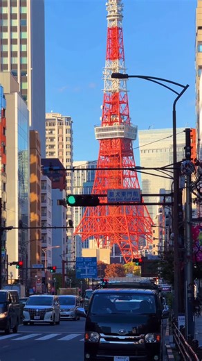 𝕋ℕ𝔹 on Instagram: "Tokyo Tower (Tokyo) / 東京タワー 🇯🇵 Tokyo Tower, a symbol of Japan’s post-war rebirth, stands at a proud 333 meters, inspired by the Eiffel Tower. Completed in 1958, it was the tallest freestanding tower in the world at the time. Ascend to the Main Deck (150m) or the Top Deck (250m) for a breathtaking panoramic view of the city. Experience the iconic landmark that continues to light up the heart of Tokyo. #TokyoTower #Tokyo #Landmark #Japan #333m ⸻ 東京タワー（東京）🇯🇵 戦後の復興のシンボルとして、1