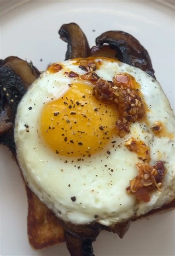 Enjoying Mosbolletjie Mushroom Toast for Breakfast