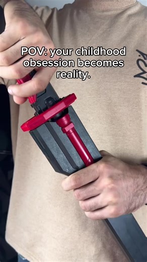 Feel the real sparkling excitement of the spark sword. Every time you pull it out of the scabbard, your movements will be ignited. It is very suitable for releasing the hero in your heart. Are you ready to fight?#sword #cyberpunk #tech #toys #tiktokshop