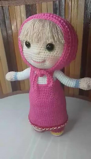 Suscríbete a Cometa Crochet en YouTube y aprenderás arealizar a MASHA de la película Masha y el oso. #masha #mashaamigurumi #mashatejida #mashahechaamano #mashayeloso #cometacrochet